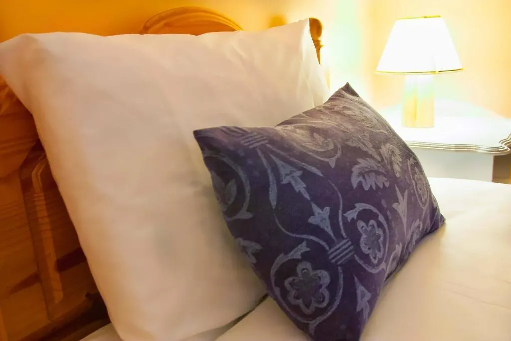 Mccarthy'S Lodge B&B 0*, Westport
